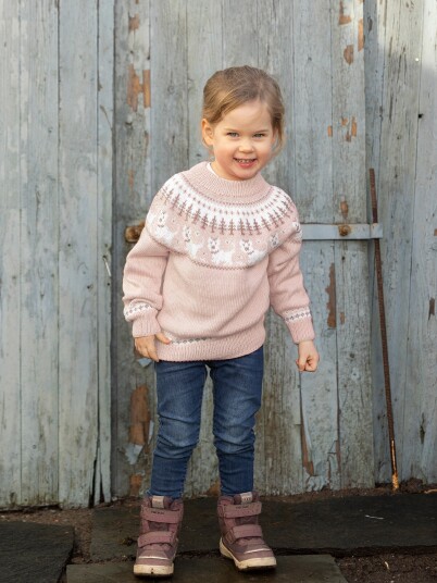 Genser med hunder beige