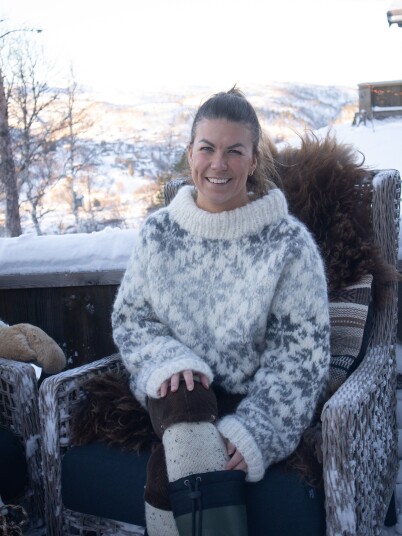 Du Store Alpakka 125 18c Carly genser Fnugg in Florence og Caness