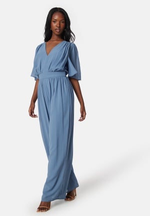 VILA Vikarin V-Neck S/S jumpsuit Cornflower blue 40 VILA Vikarin V-Neck S/S jumpsuit Cornflower blue 40