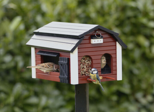 Wildlife Garden Fuglemater Med Multimater Låve Rød