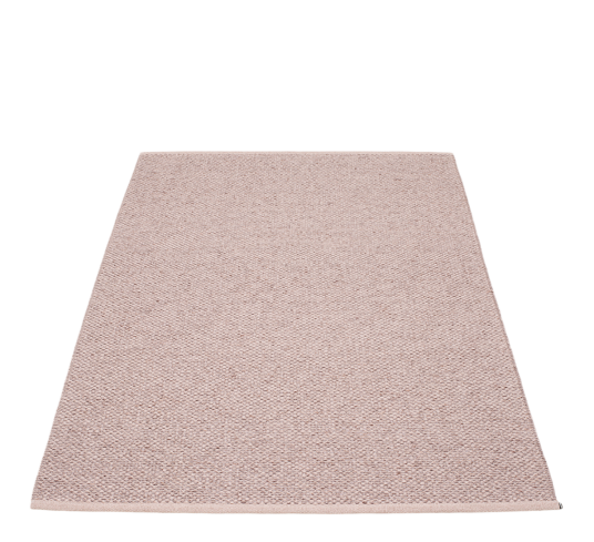 Pappelina Svea matte lilla metallic 180x260 cm