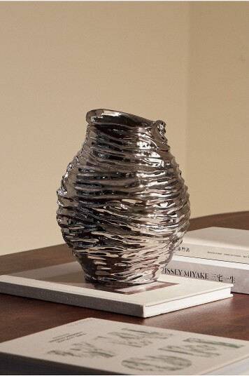 Ellos Home Vase Selin høyde 29,5 cm Sølv