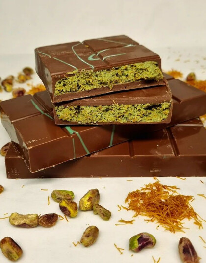 Sweet Gate Tykk Håndlaget Dubai Sjokolade med Pistasj 210 gram Sweet Gate Tykk Håndlaget Dubai Sjokolade med Pistasj 210 gram