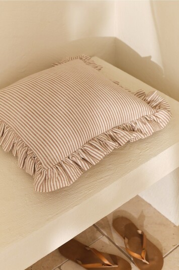 Ellos Home Sittepute Fanny Stripe Brun Ellos Home Sittepute Fanny Stripe Brun