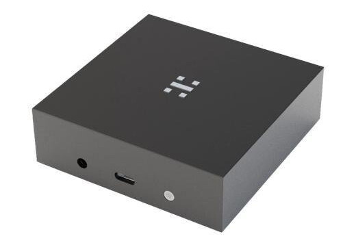 Huddly USB Adapter with no accessories Huddly USB Adapter with no accessories