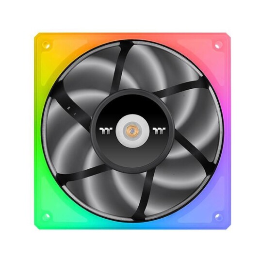 Thermaltake TOUGHFAN 14 RGB 140mm Viftetrio med PWM Styring og LED Belysning Thermaltake TOUGHFAN 14 RGB 140mm Viftetrio med PWM Styring og LED Belysning