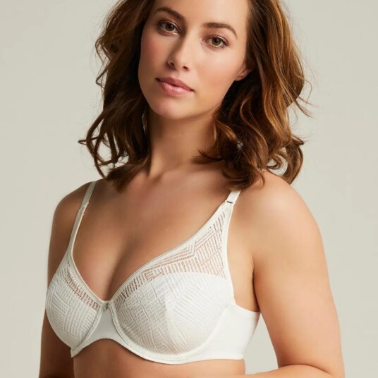 Chantelle BH EasyFeel Emma Bra Full Cup Hvit D 90 Dame Chantelle BH EasyFeel Emma Bra Full Cup Hvit D 90 Dame