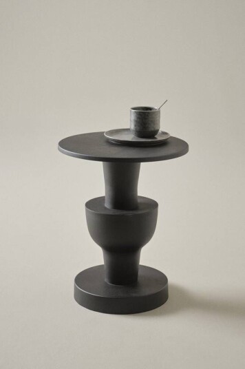 Jotex BRANFORD sidebord, diameter 41 cm Svart 1687826-03-0 1687827-03-0