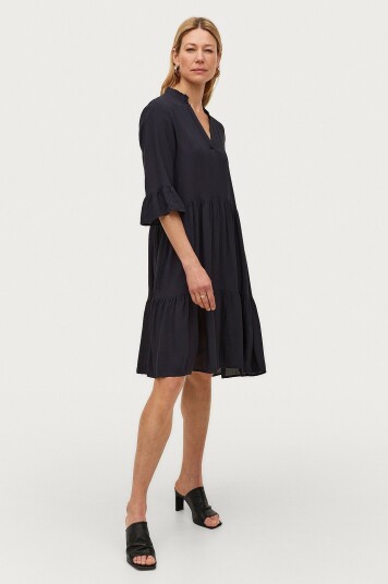 Saint Tropez Kjole EdaSZ Solid Dress Blå Saint Tropez Kjole EdaSZ Solid Dress Blå