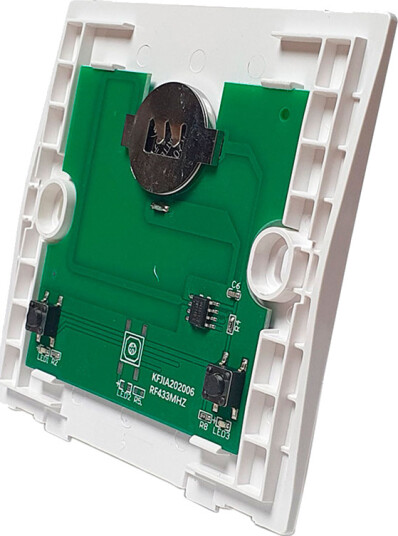 Fibaro Smart Type E Stikkontakt for Apple HomeKit med Energimåling - Trådløs (FGBWHWPE-102) Fibaro Smart Type E Stikkontakt for Apple HomeKit med Energimåling - Trådløs (FGBWHWPE-102)