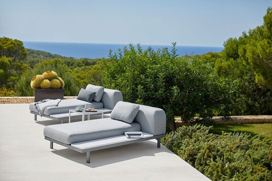 Cane line Space Sofa med sidebord Cane line Space Sofa med sidebord