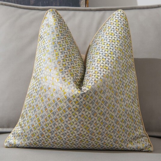 Putetrekk Square Luxury 45 x 45 cm gull Size: 45 x 45 cm Putetrekk Square Luxury 45 x 45 cm gull Size: 45 x 45 cm