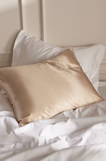 Staycation Putevar Great i silke Beige