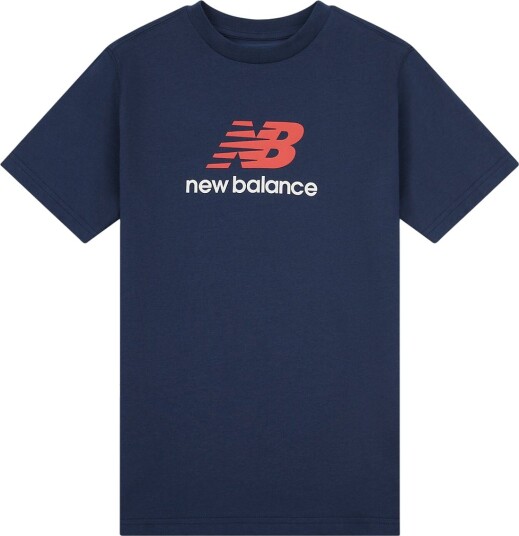 New Balance T skjorte Stablet Logo Navy New Balance 9 10 år 134 140 T skjorte Blå
