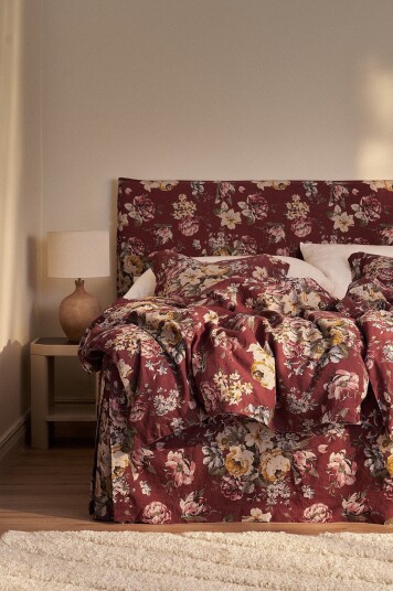 Ellos Home Sengekappe Candice Rose i vasket lin 60 cm Rød