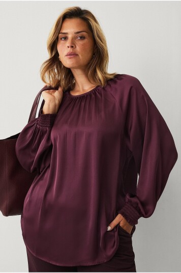 Ellos Plus collection Bluse i sateng Rød
