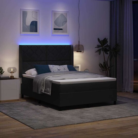  Box Spring Seng med Madrass og LED Svart 140x200 cm Fløyel