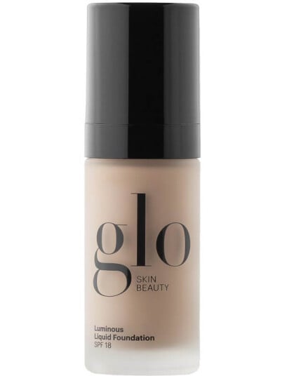 Glo Skin Beauty Luminous Liquid Foundation SPF 18 Naturelle Glo Skin Beauty Luminous Liquid Foundation SPF 18 Naturelle