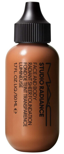 MAC Studio Radiance Foundation 50 ml C7 - Glansgivende og Fuktighetsgivende