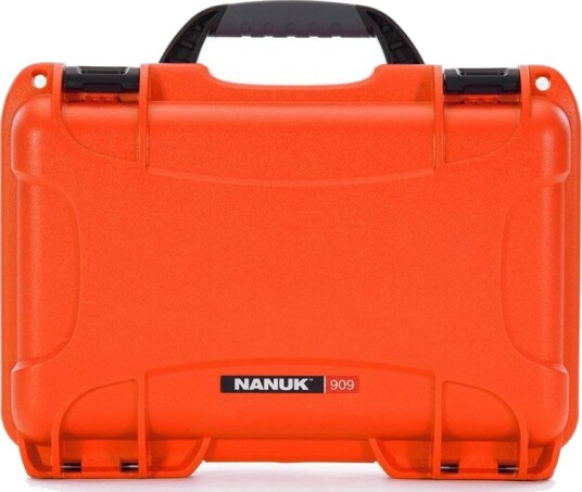 NANUK 910 Hardcase Plast (336x234x104cm) WS - Grafitt NANUK 910 Hardcase Plast (336x234x104cm) WS - Grafitt