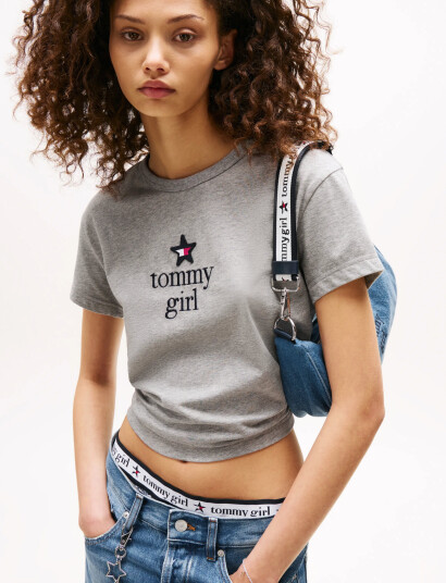 Tommy Jeans Tommy Girl Graphic T-Shirt - Grey - M Tommy Jeans Tommy Girl Graphic T-Shirt - Grey - M