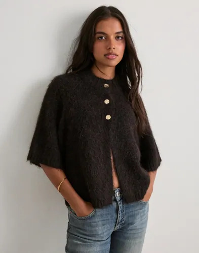 Neo Noir   Brun   Benuta Fluffy Knit Cardigan