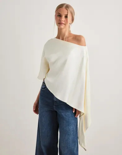 Malina - Hvit - Aria One Shoulder Asymmetric S