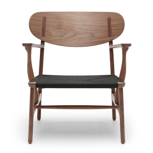 Carl Hansen & Søn CH22 Valnöt Oljad / Snöre Svart