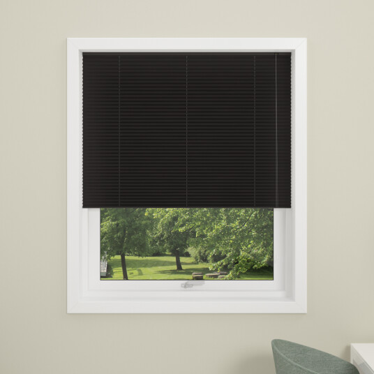 DEBEL PLISSÉGARDIN LONDON LYSDEMPENDE SORT 80X130
