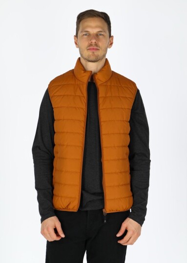 Ottawa Vest Almond M  Vester