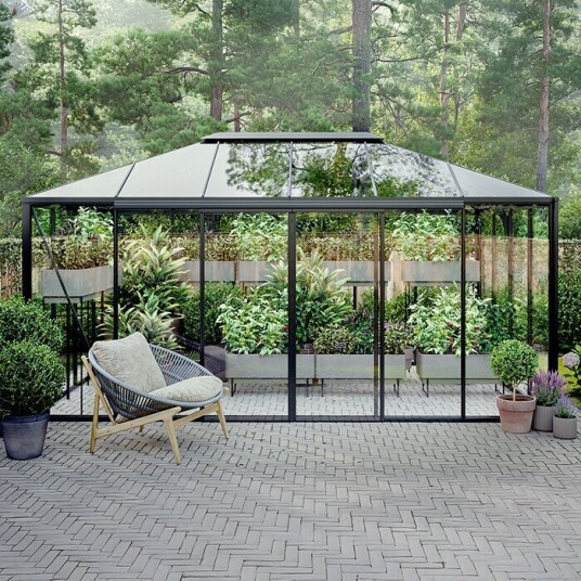 Pyramideformet drivhus | Pyramideformet drivhus Bloomcabin Oasis