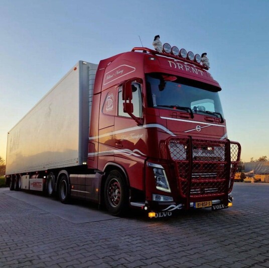 MRK kufanger Volvo FH4/FH5 (Modell: MRK offroad modell O)