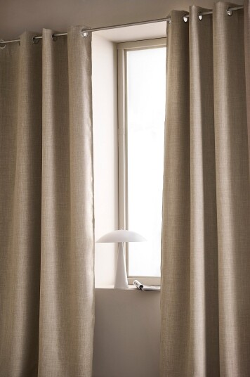Ellos Home Mørkleggende gardin Iben med maljer 1 stk Beige