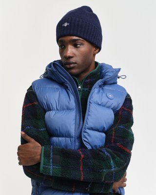 GANT Shield Wool Beanie - Unisex - Marine One Size GANT Shield Wool Beanie - Unisex - Marine One Size