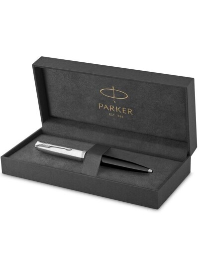 Parker 51 Ballpoint Pen  Svart Barrel with Chrome Trim  Medium Point with Svart Ink Refill  Gift Box