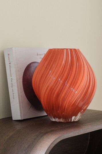 Ellos Home Vase Selma høyde 23 cm Rød Ellos Home Vase Selma høyde 23 cm Rød