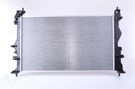 Radiator NISSENS 630785