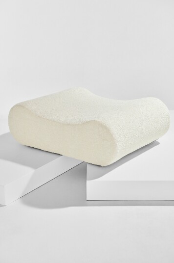 Jotex Puff i Teddystoff Kryssfiner/Polyester Naturhvit Faye 1646662010 Jotex Puff i Teddystoff Kryssfiner/Polyester Naturhvit Faye 1646662010