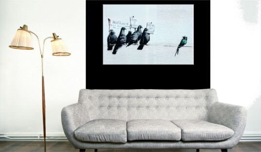 Tavla Protesting Birds by Banksy 90x60