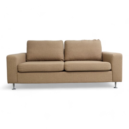 Bolia Nyrenset Milano 2-seter sofa i beige/brun