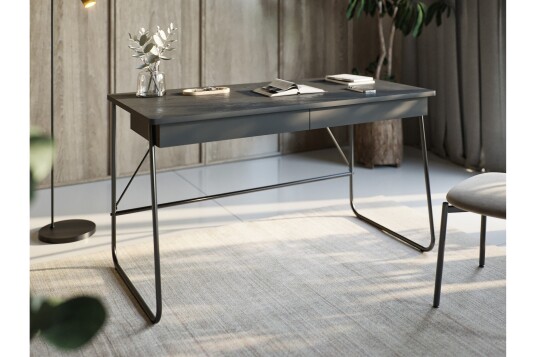 Aditiya Skrivebord 67x135 cm Svart