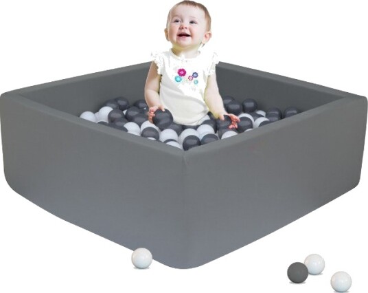 Ballbasseng med 200 lekeballer Ballbasseng med 200 lekeballer