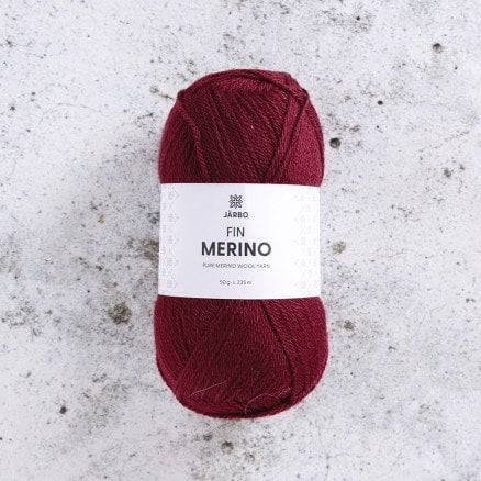 Svarta Fåret Fine Merino Garn 324 Red Wine Svarta Fåret Fine Merino Garn 324 Red Wine