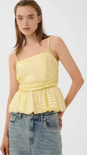Gestuz Gzdoreen Silk Singlet   Yellow   40