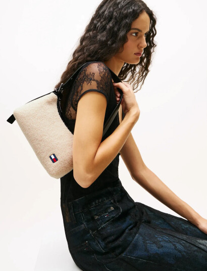 Tommy Hilfiger Tjw Cool Sherpa Shoulder Bag - Cream - ONE SIZE