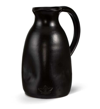 DUTCHDELUXES Dented Mugge i keramikk 0,75 liter Svart Matt DUTCHDELUXES Dented Mugge i keramikk 0,75 liter Svart Matt