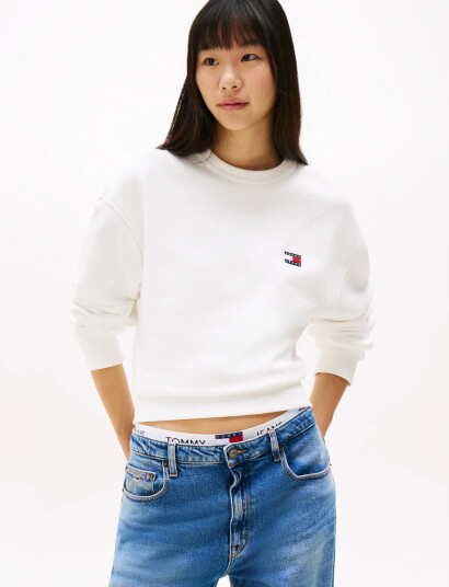 Tommy Jeans Tjw Bxy Badge Crew - White - L Tommy Jeans Tjw Bxy Badge Crew - White - L