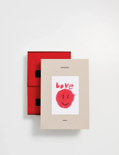 MAGNIBERG Giftbox - 2-Piece Hand Towel Set - Red - 80X50CM MAGNIBERG Giftbox - 2-Piece Hand Towel Set - Red - 80X50CM