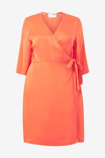 Selected Femme Curve Omslagskjole slfFranziska 3/4 Short Satin Wrap Orange