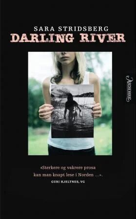 Darling River Av Sara Stridsberg